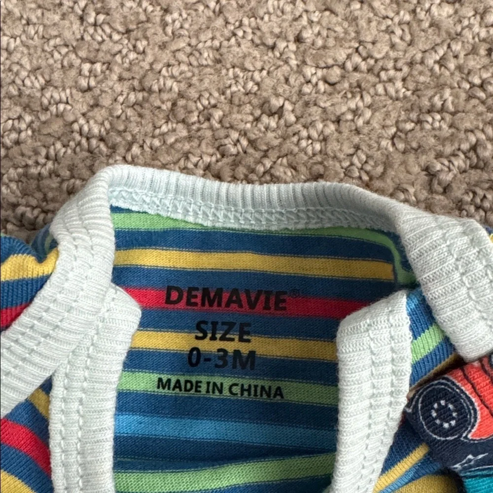 122 NIB DEMAVIE Baby Boy 3-pack Short Sleeve Organic Cotton Bodysuits - 0-3 Mo.‎